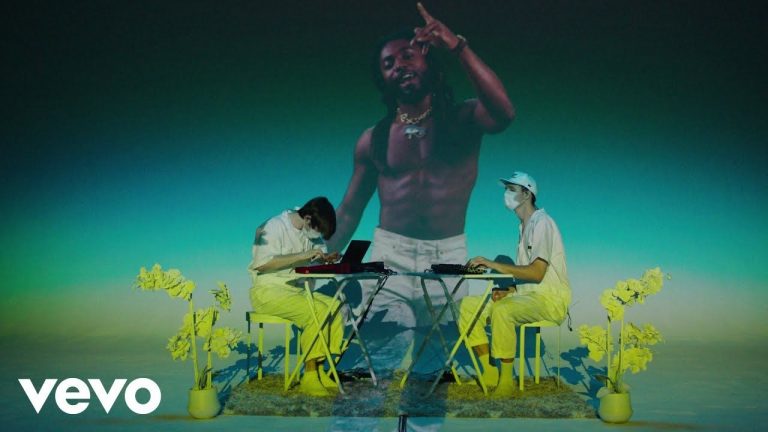 Louis The Child, EARTHGANG, MNDR – Big Love (Performance Video)